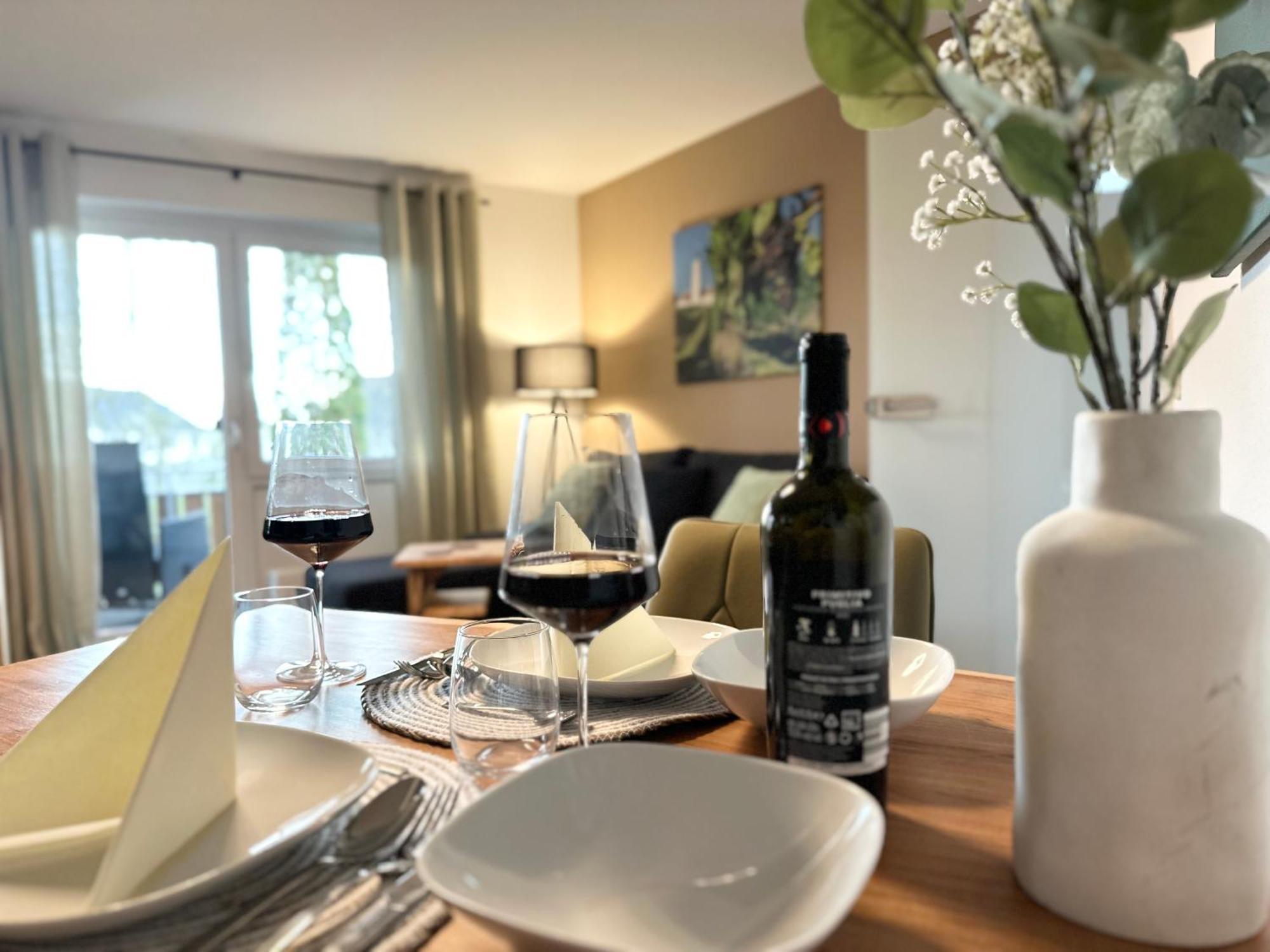 Seehaus Aachblick, Exklusive Appartements Und Ferienwohnungen Uhldingen-Mühlhofen Eksteriør billede